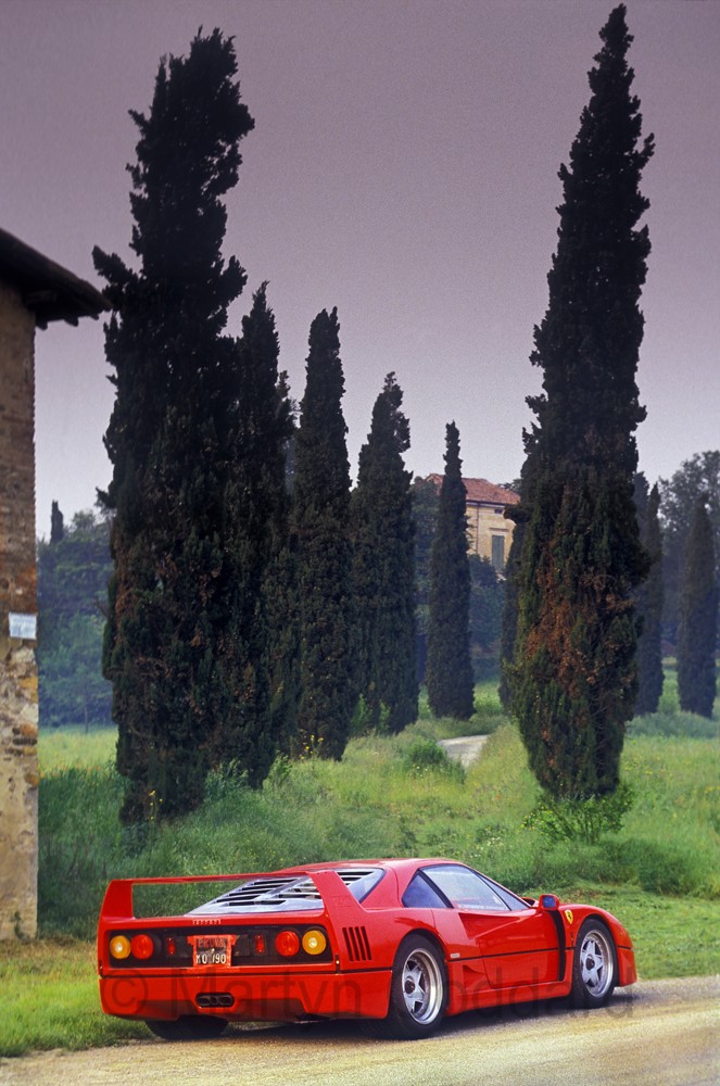 LTD11 – Ferrari F40 on test near Maranello factory in 1987